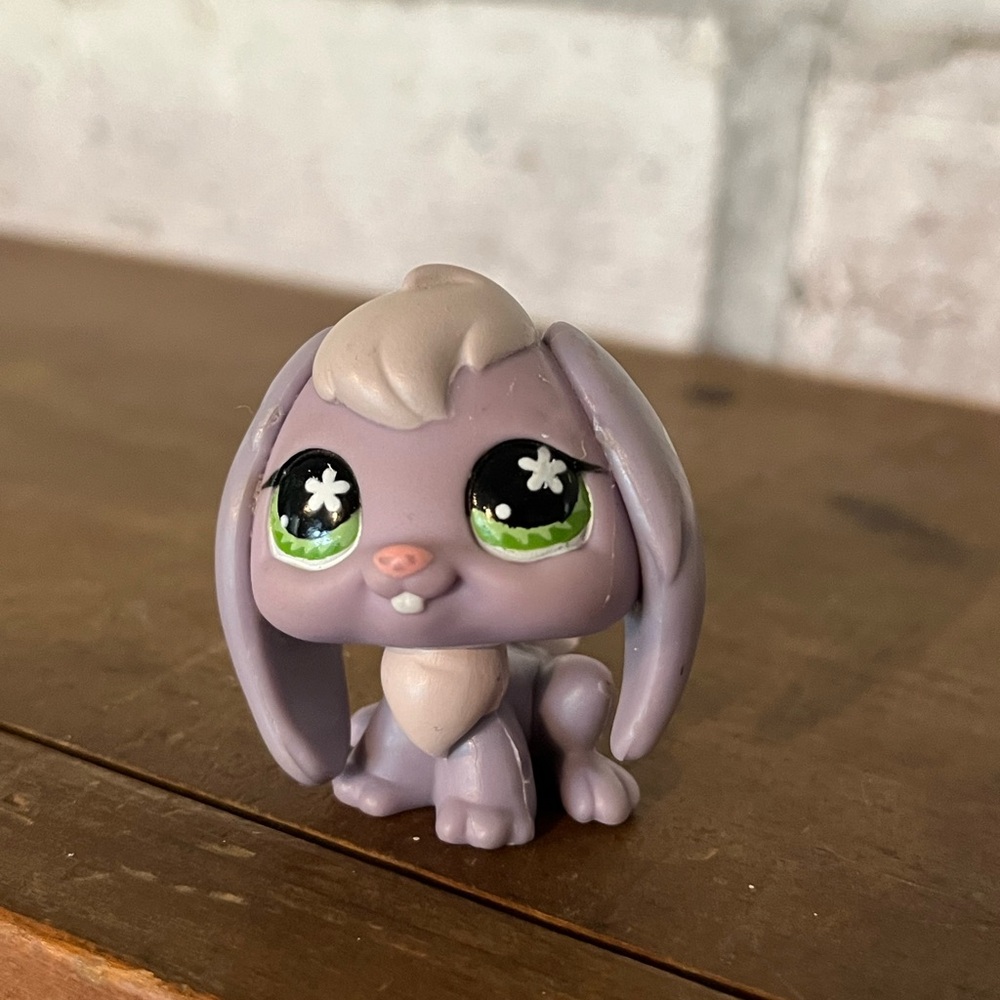 Littlest Pet Shop Cuddliest Light Purple Lop Ear Bunny‎ Rabbit #648 Green Eyes